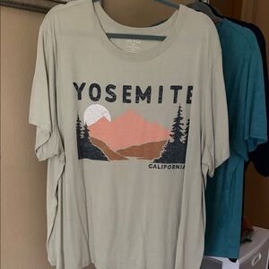 Zoe + Liv Graphic Tee